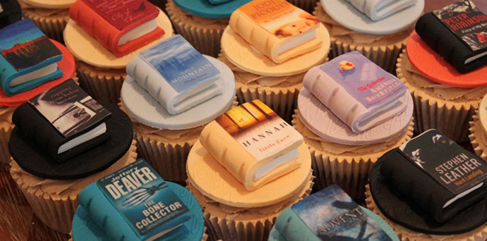 Cupcake books, Victoria’s kitchen http://goo.gl/dfypxb