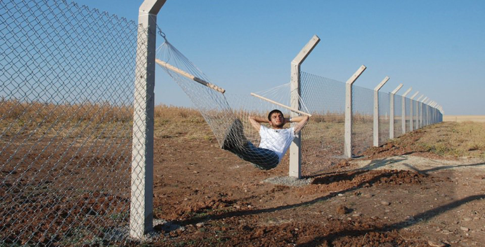 Border hammock by Murat Gok, Istanbul, Turkey http://goo.gl/Cwmjlm