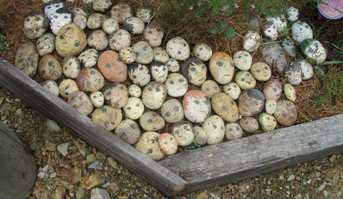 Stones with faces, Pinterest