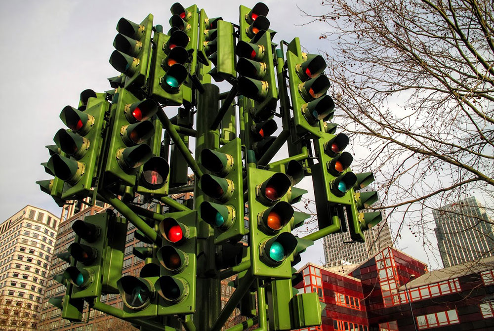 Drvo semafor / Traffic light tree, Pierre Vivant, London, foto: Neda Radulović-Viswanatha