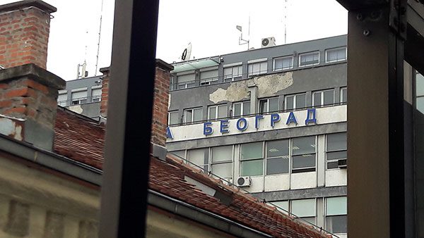 Natpis Beograd na zgradi