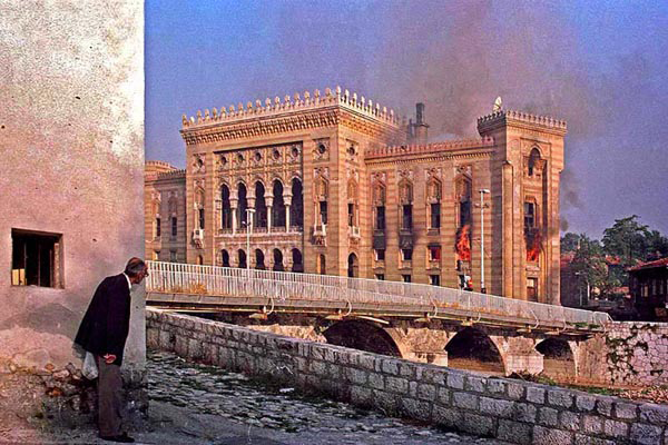 Rikard Larma, opsada Sarajeva u 40 slika