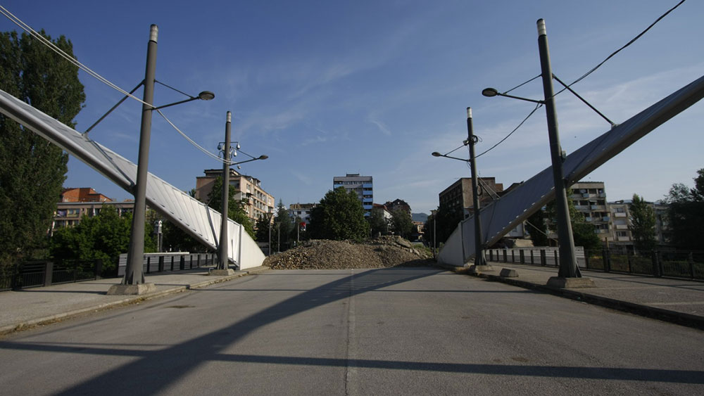 Most u Kosovskoj Mitrovici