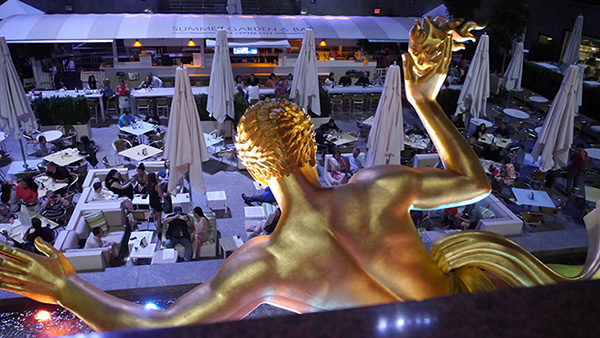 Zlatna statua, Rokfeler centar, Njujork