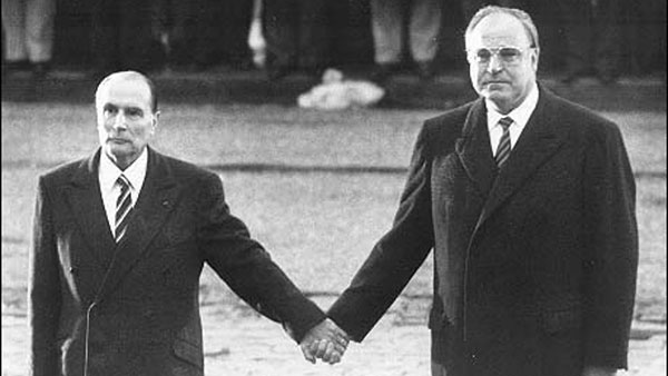 mitterrand_and_kohl_at_verdun_in_1984