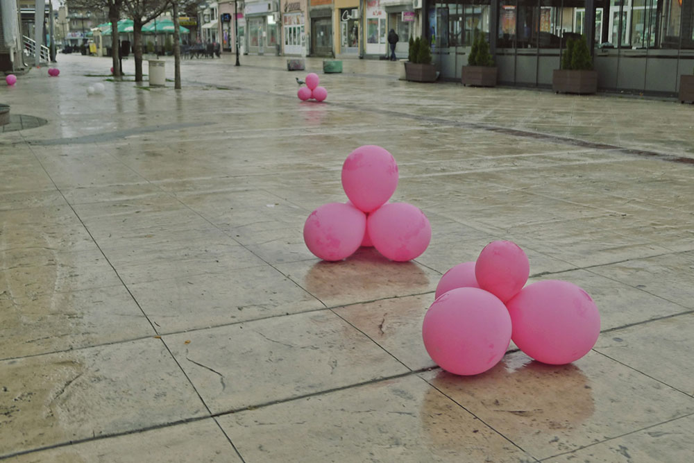 pink baloni