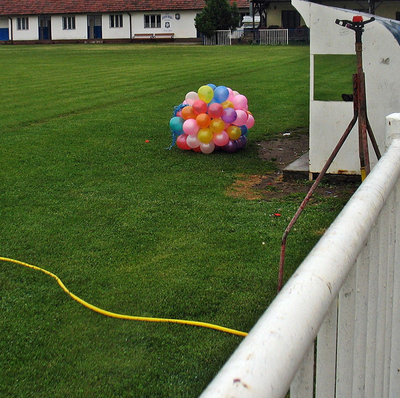 baloni na fudbalskom terenu