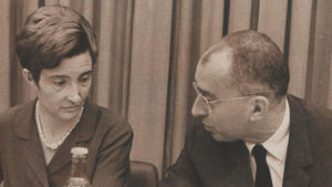 Latinka Perović i Marko Nikezić, foto: Stevan Kragujević (po odobrenju kćerke Tanje Kragujević)/Vikipedija