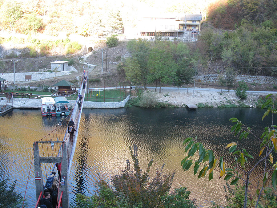 Viseći most u Ovčar Banji 2012, foto: Peščanik