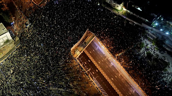 Protesti u Tel Avivu 21.1.2023, foto: Oded Balilty/AP