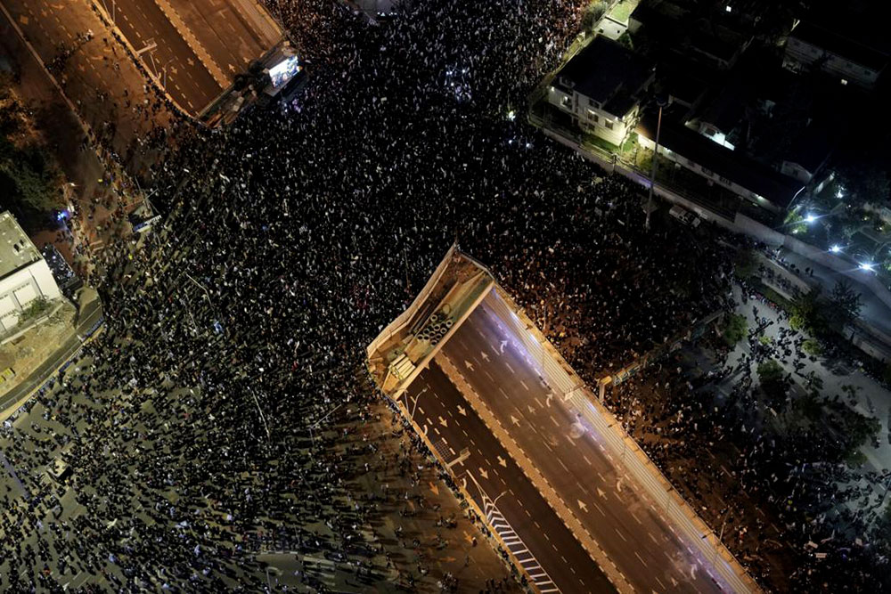 Protesti u Tel Avivu 21.1.2023, foto: Oded Balilty/AP