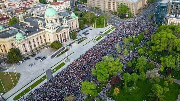 Protesti u Beogradu 5. maja 2023, foto: Čuvari/ke vatre, FB