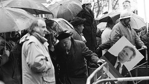 Miloševićev kontramiting u Beogradu 24.12.1996, foto: Goranka Matić