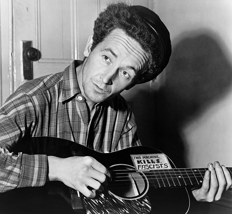 Woody Guthrie, foto: Wikimedia Commons Woody Guthrie, foto: Wikimedia Commons