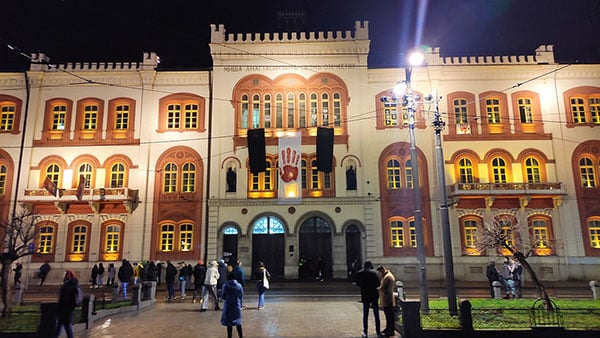 Navaljni i nevaljalni